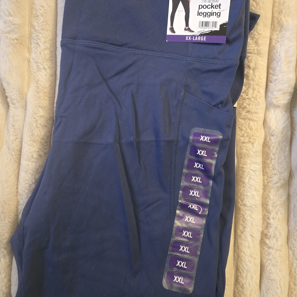 Stylish Navy Leggings with Pockets